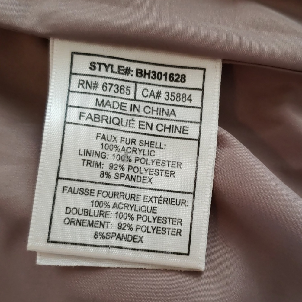 BB Dakota faux fur vest. Worn once! - Picture 5 of 6